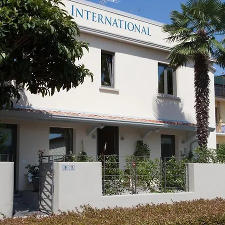 Apartment International & Sirmione