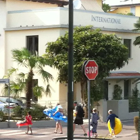 Lägenhet International & Sirmione