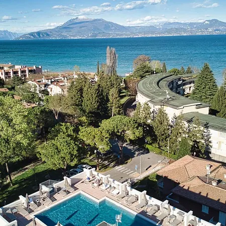 International & * Sirmione